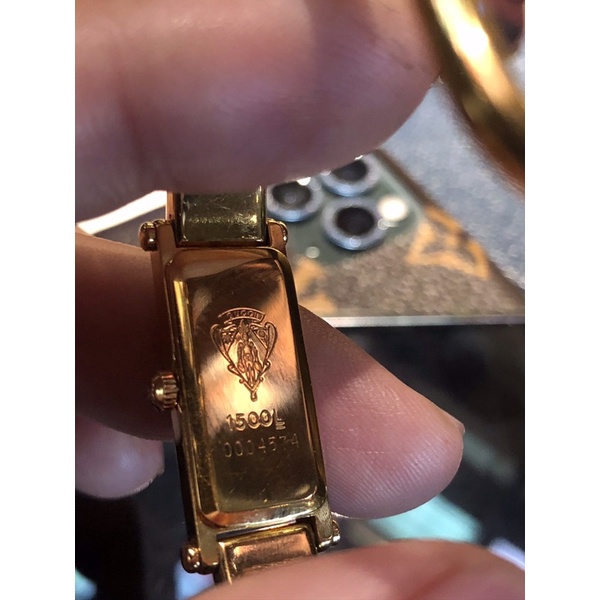 ⌚⌚- Lắc tay đồng hồ gu-chì thuỵ sỹ chính hãng