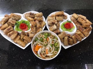 Đĩa tim lồng hàng gốm sứ Bát Tràng