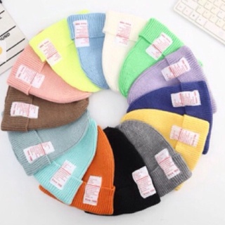 Mũ beanie tag chữ