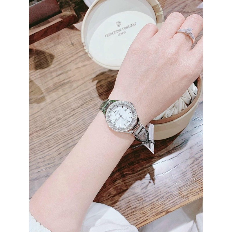 Đồng hồ nữ Citizen .
