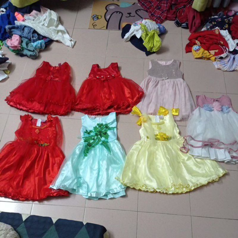 Dưới 25kg thanh lý đầm bé
