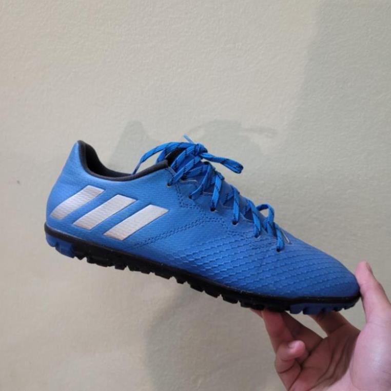 Adidas Messi . TF size .