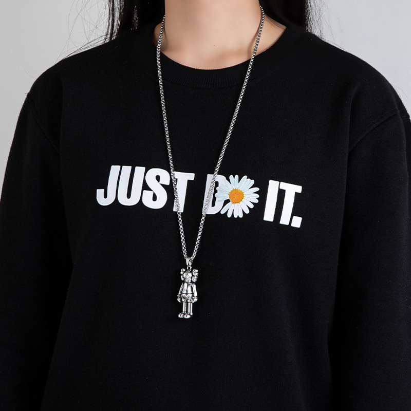 Dây chuyền mặt hình búp bê Kaws bằng thép titan phong cách hiphop cá tính