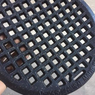 Vỉ nướng gang chống dính cao cấp cho bếp nướng than hoa đường kính 29,5 cm