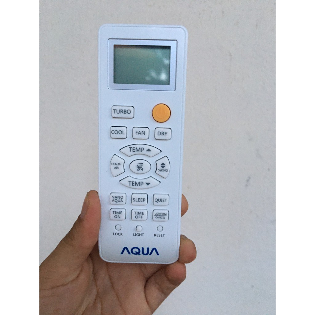 Điều khiển điều hòa máy lạnh Aqua 1&2 chiều Inverter- Hàng chính hãng kèm đế treo tường