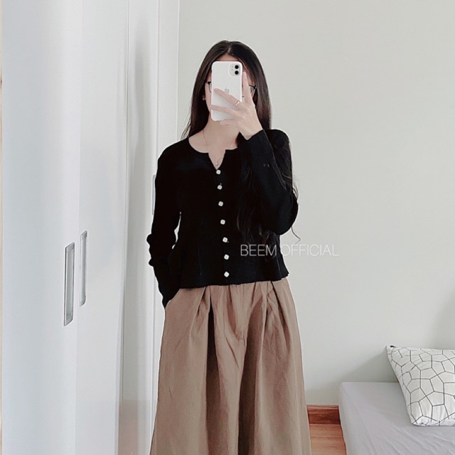 Cardigan mỏng tăm cúc vuông nhí | BigBuy360 - bigbuy360.vn