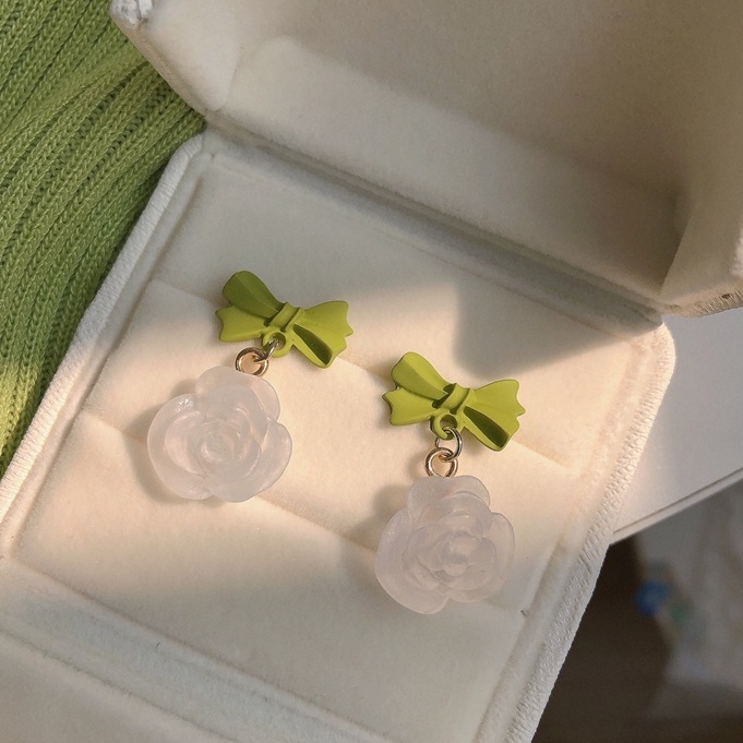 Khuyên tai kẹp không bấm lỗ chốt cố định K180 bằng hợp kim phủ màu hình bông hoa đính nơ dáng midi Leous Accessories