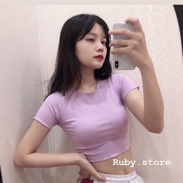 Áo croptop tím viền bèo