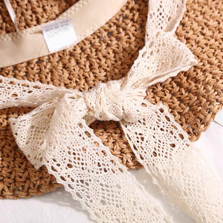 Mũ cói đi biển dây thắt nơ bánh bèo