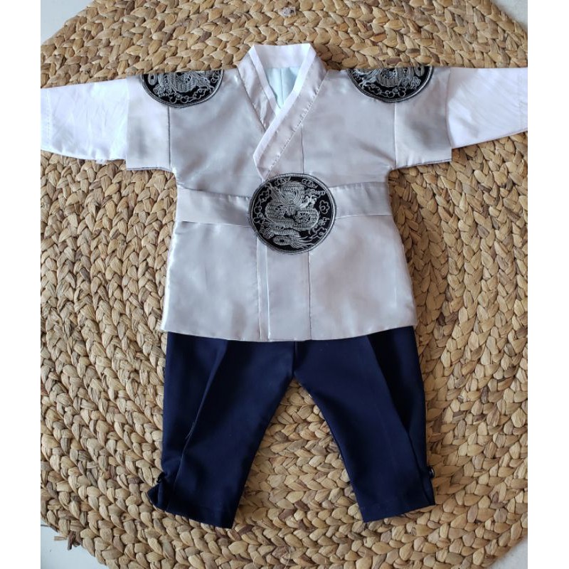 Bộ Hanbok bé trai mẫu siêu cute