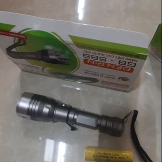 Đèn cầm tay siêu sáng G8