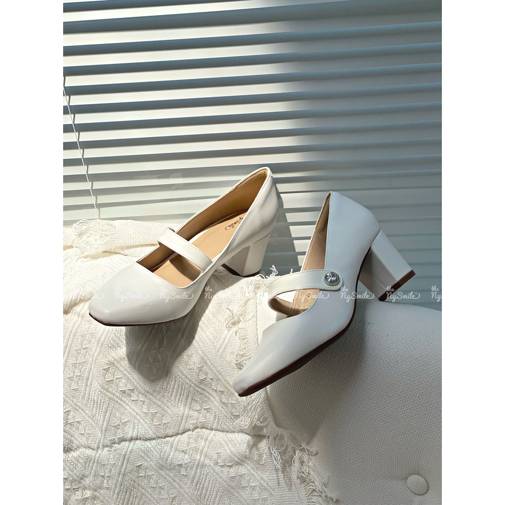 Giày cao gót 7cm bít mũi quai ngang đính ngoc hot trend 2022 GD05