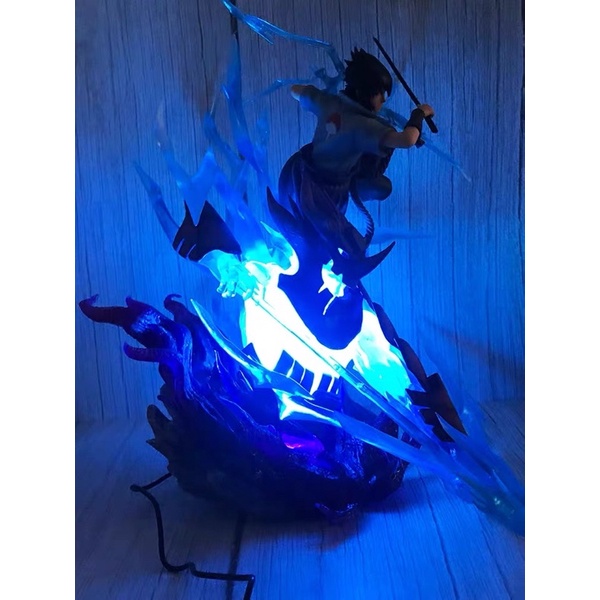 Mô hình Sasuke kết hợp Susanoo trong Naruto