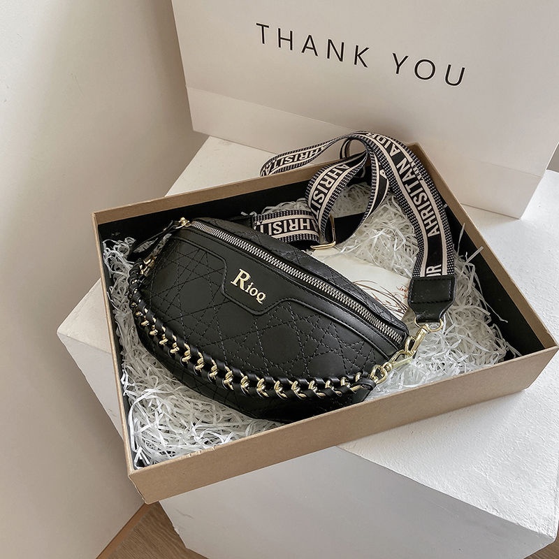 Túi đeo chéo phong cách phương Tây sành điệu cho nữ 2022