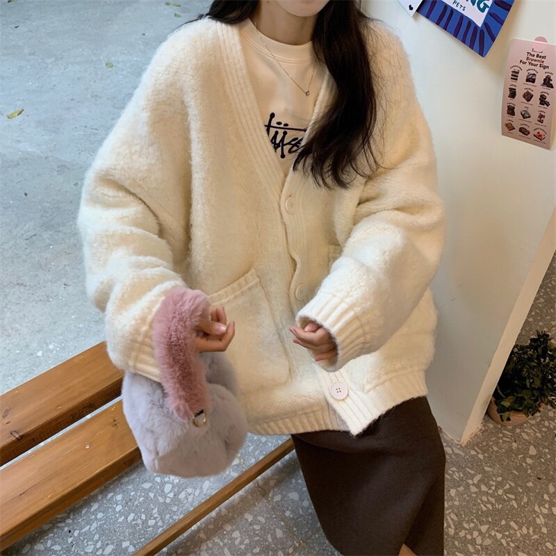 Áo cardigan trắng lông thỏ