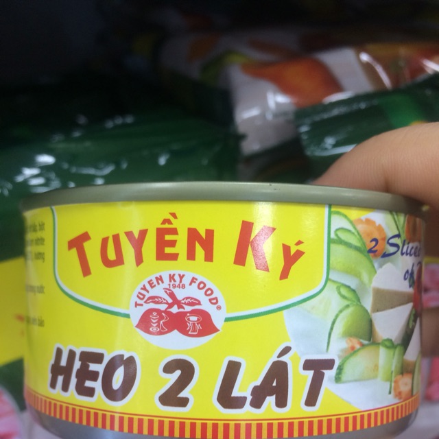 Thịt hộp Heo 2 lát Tuyền ký - 1 hộp 186gr