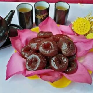 Mứt mận trắng nhà làm