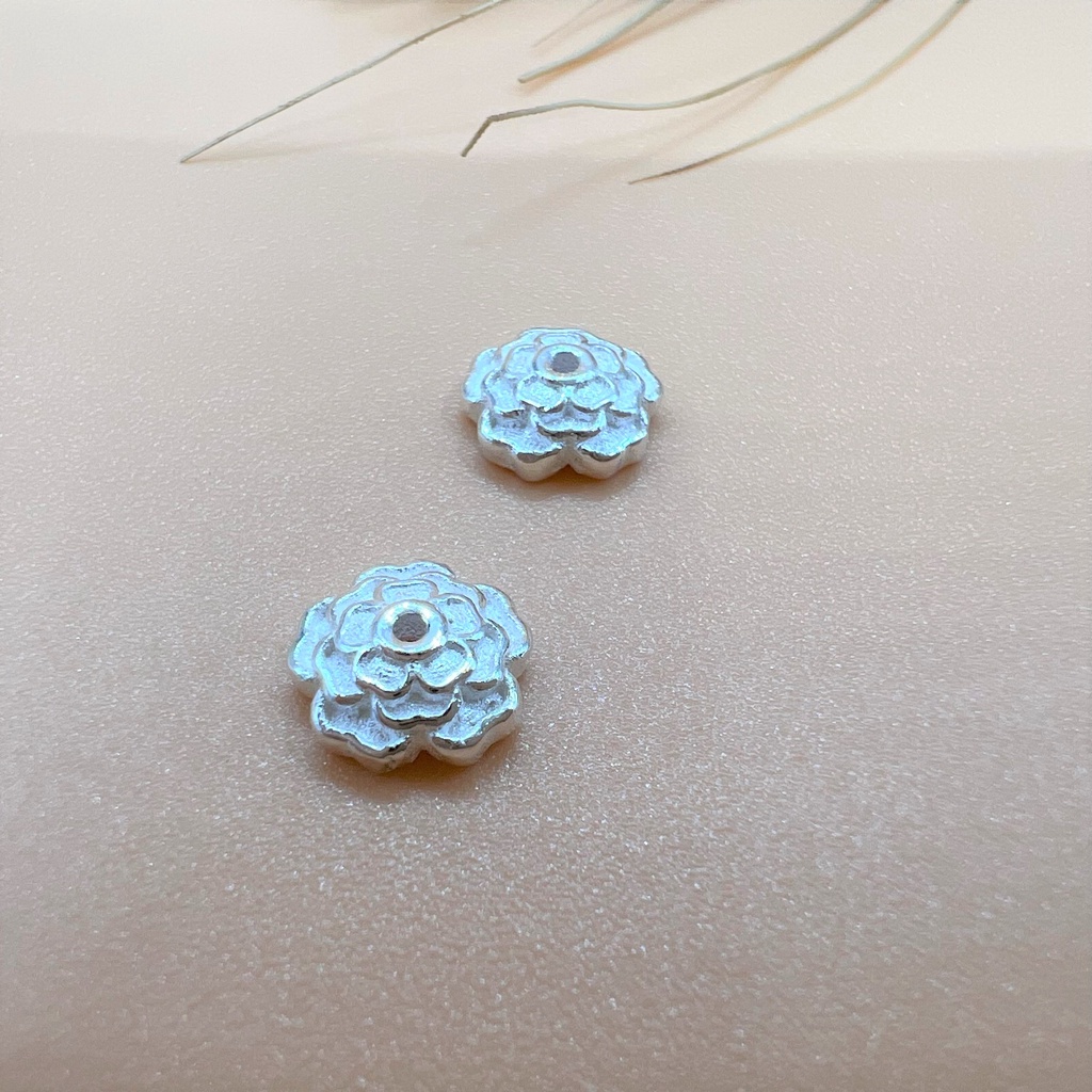 Charm ốp đá bạc trắng hình hoa phân tầng - Charm Bạc 925 - Mã CB772