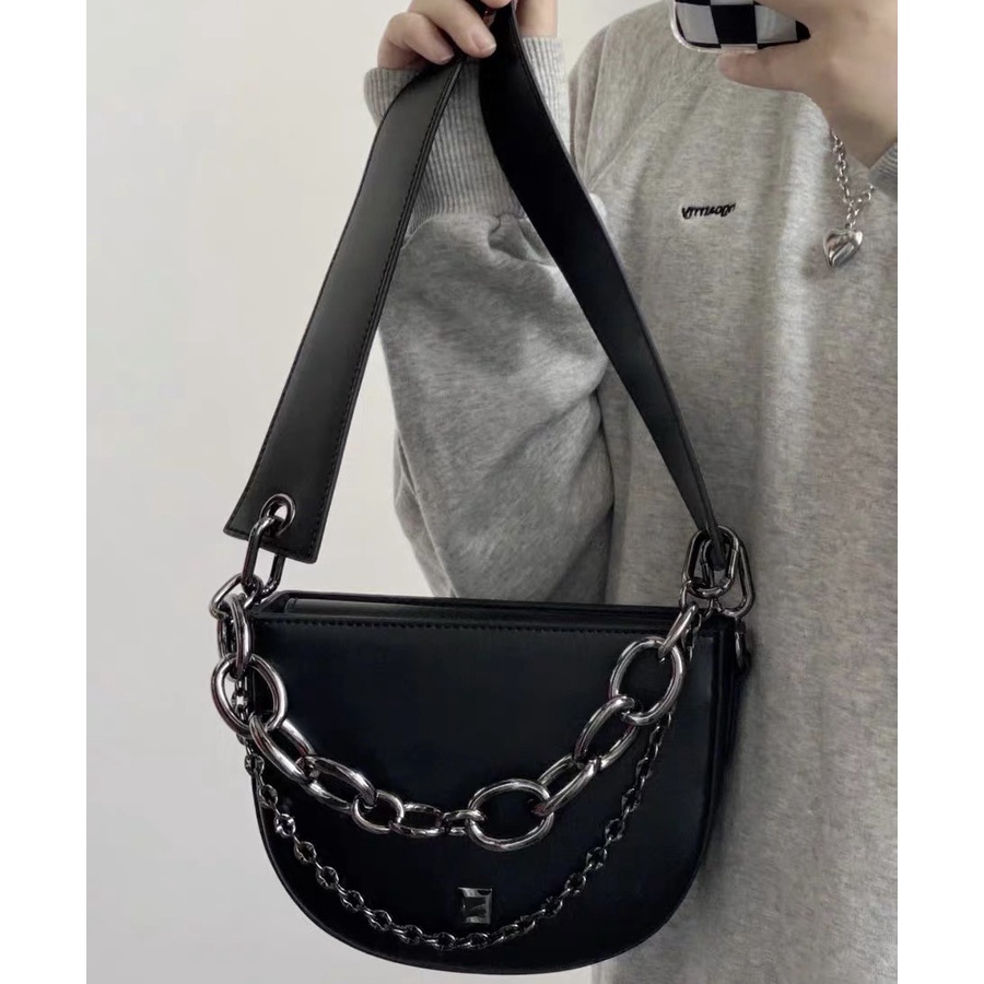 Túi Xách Đeo Vai Hình Bán Nguyệt Phối Dây Xích Phong Cách Thời Trang Hàn Quốc 2022 Dành Cho Nữ