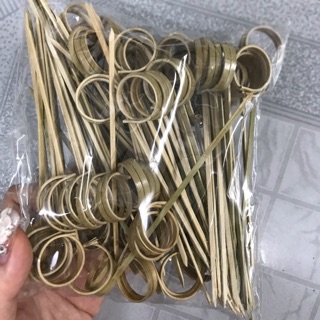 Xiên tre trang trí đồ ăn uống