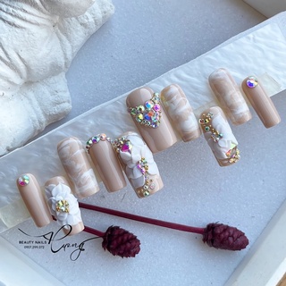 Móng tay giả móng úp thiết kế vẽ marble vẽ nổi đính đá nền nude