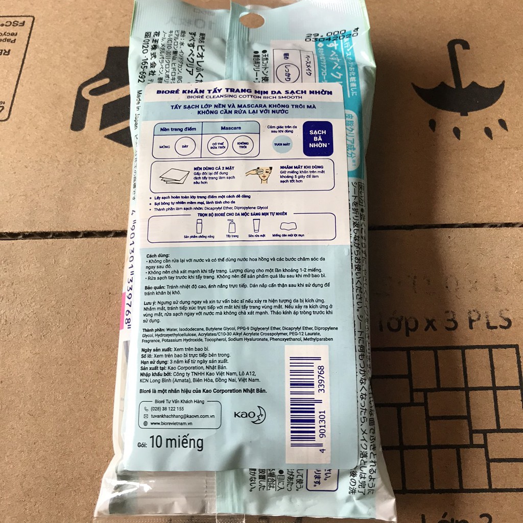 KHĂN GIẤY TẨY TRANG BIORE.