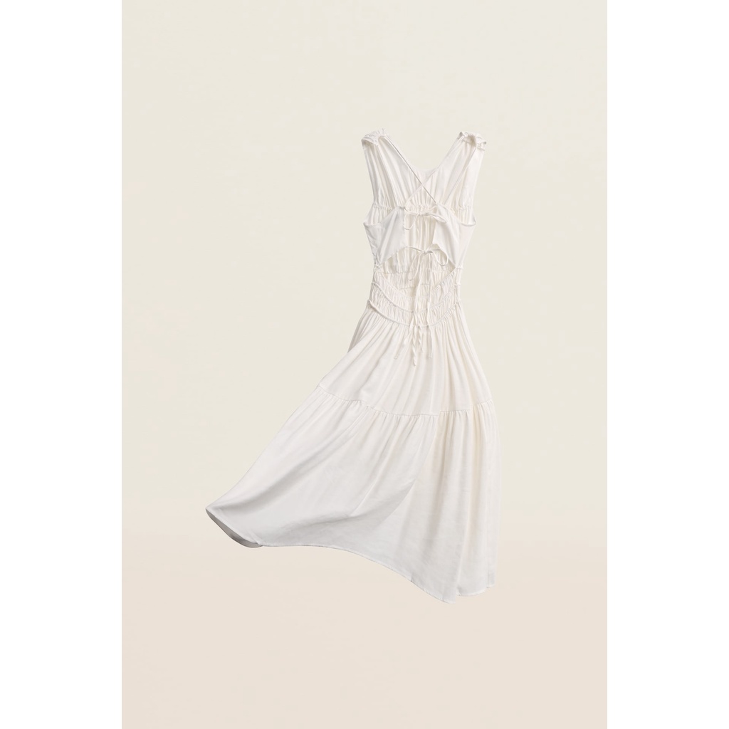 Đầm Trắng Sát Nách Hở Lưng EDINI - D1400