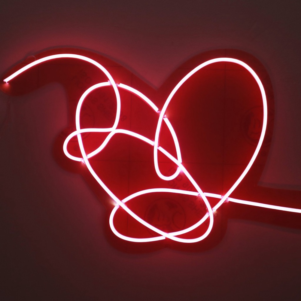 Đèn led neon BTS Love Yourself Ledlin 30 x 50 cm neon chữ ký trái tim, trang trí phòng ngủ nhiều màu