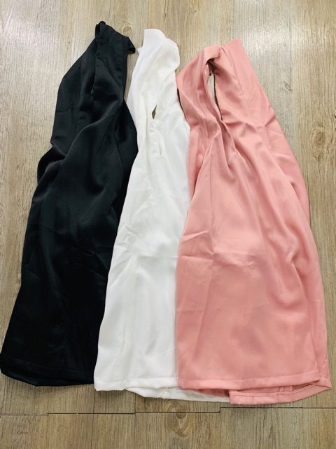 [Mã FAMAYWA giảm 10K đơn 50K] Áo Lụa Cổ Yếm | BigBuy360 - bigbuy360.vn