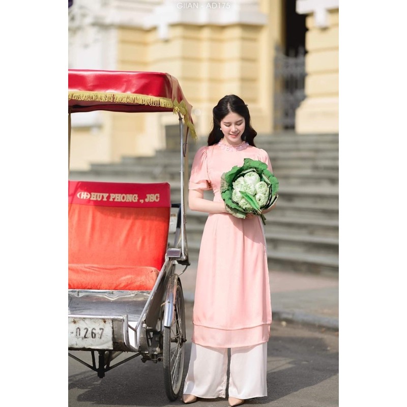 Áo dài 4 tà màu hồng