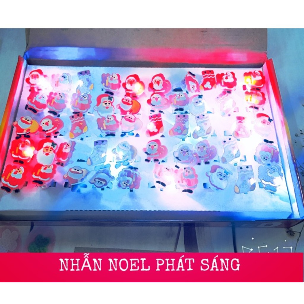 Đồ Chơi Nhẫn Noel Phát Sáng Cho Bé