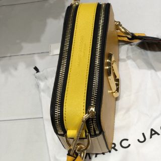 Túi Marc jacobs màu vàng