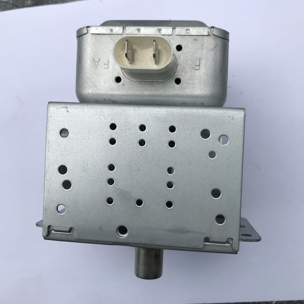 Đèn Lò Vi Sóng Chân Liền Lệch Hướng Loại Nhỏ Và Lớn