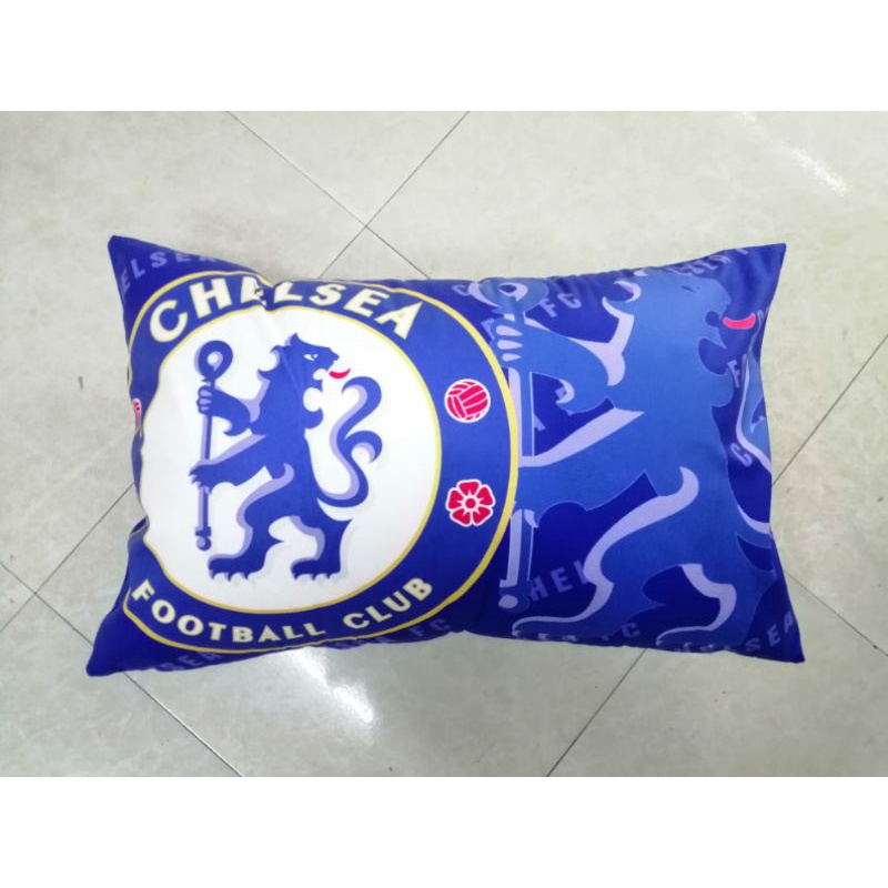 Gối ôm và gối ngủ Chelsea logo 2 mặt