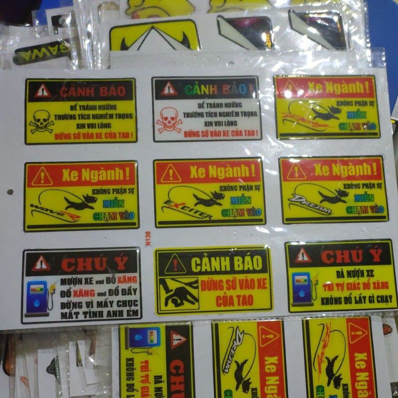 Sticker PVC Nổi cảnh báo Hình To