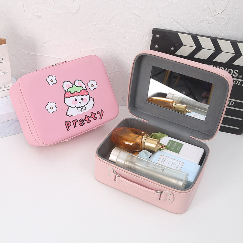 Hộp đựng đồ makeup cá nhân da PU dạng vali xách tay kèm gương gắn bên trong họa tiết dễ thương By Tiệm Của Hương