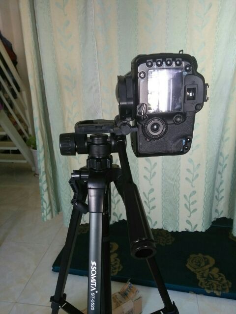 Tripod somita st-3520