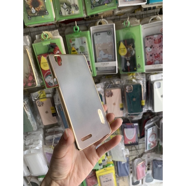 Ốp nhựa Cứng Trong viền mầu vàng Nikin sang trọng oppo A53,a53