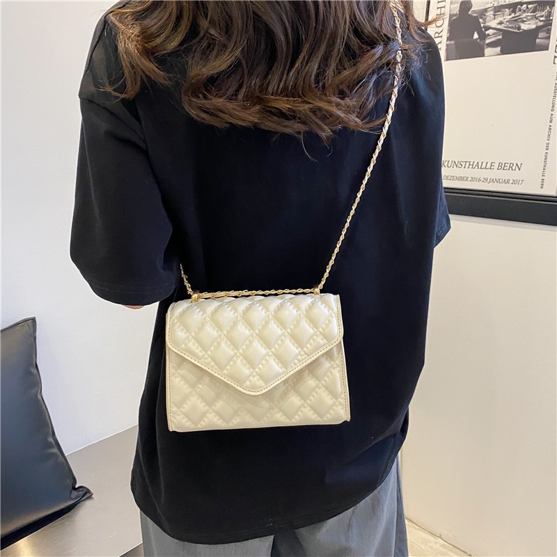 Túi Đeo Chéo Đính Ngọc Trai Thời Trang Nữ Đơn Giản 2022