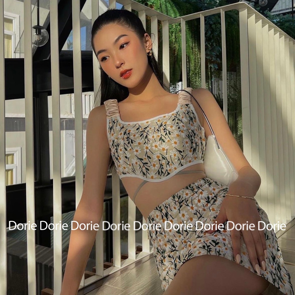 Set Croptop 2 Dây Hoa Nhí Kèm Chân Váy Freesize