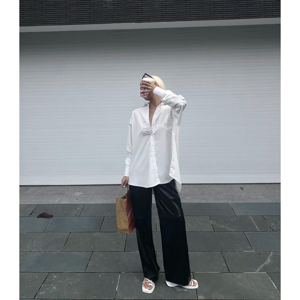 Áo sơ mi oversize trắng Joly Shirt SMI003 dáng rộng trendy, thoải mái dễ phối đồ - Uni By Heart