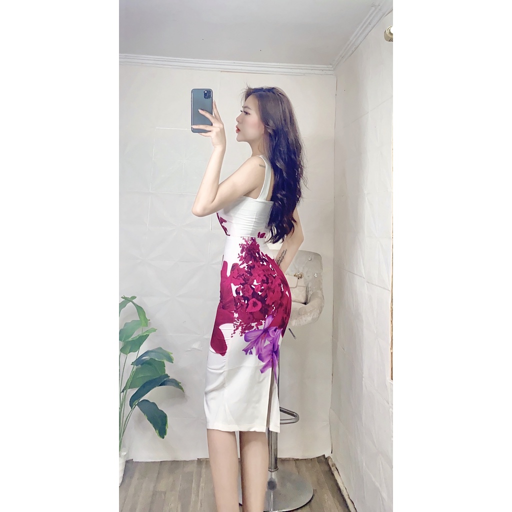 Đầm cúp ngực 2 dây bản to body hoa đỏ nền trắng trẻ trung.