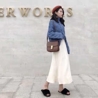 Chân váy len trắng