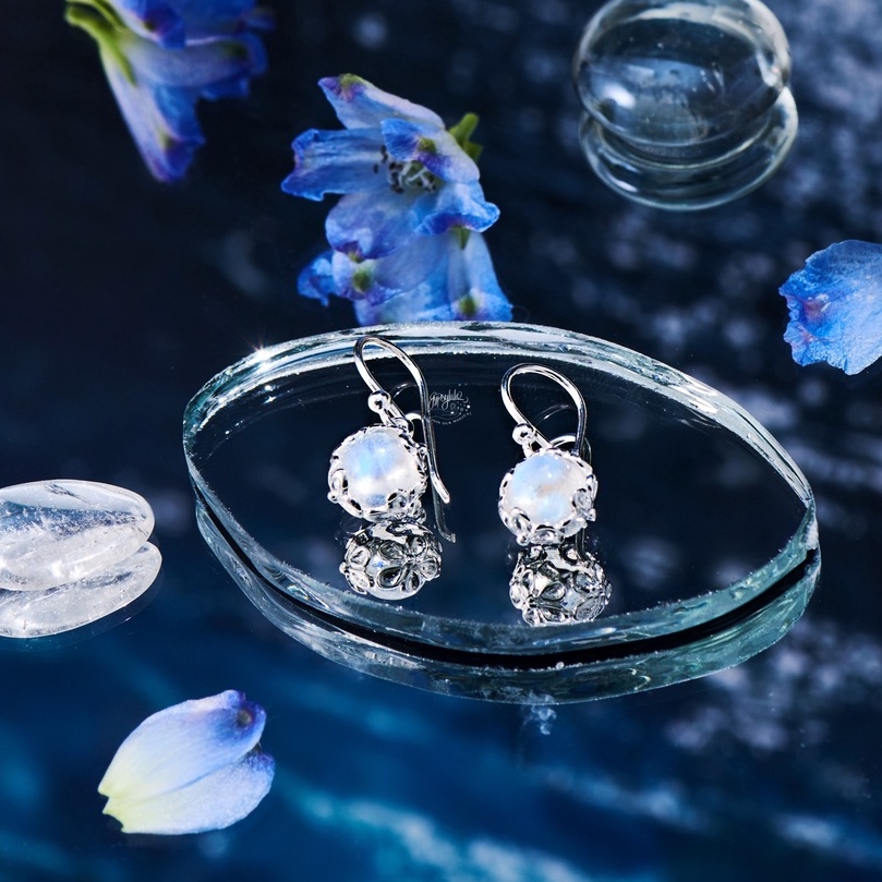 Bông Tai Bạc 925 Đá Ánh Trăng Moonstone Thiên Nhiên Phong Thủy May Mắn Không Kị Mệnh SP003244 Gypsy.lala