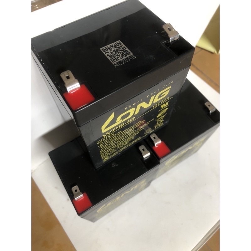 ắc quy Long chính hãng 12vl-5ah hàng tháo máy có trầy xước nhẹ do vận chuyển