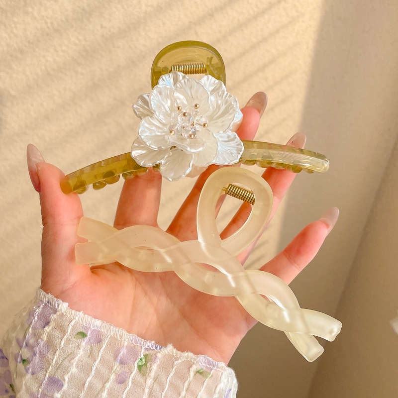 Kẹp Tóc Hình Cá Mập Màu Xanh Lá Kiểu Hàn Quốc