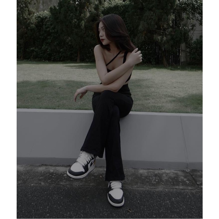 Áo Bra thun gân dây chéo KRYSTAL NKB001