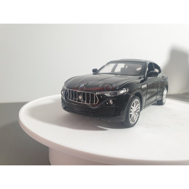 Xe mô hình Maserati Levante, tỉ lệ 1:32