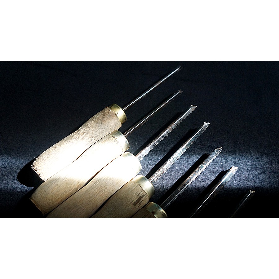 Cây dùi rãnh đế giày