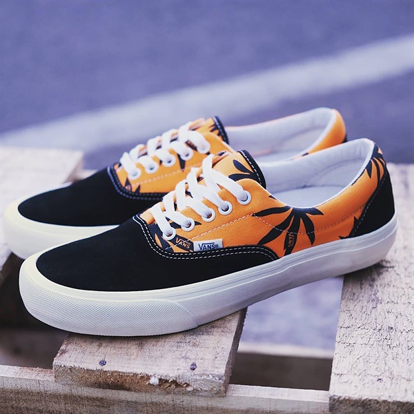 Vans Vault x VSSL Era VLT Oriole / Black